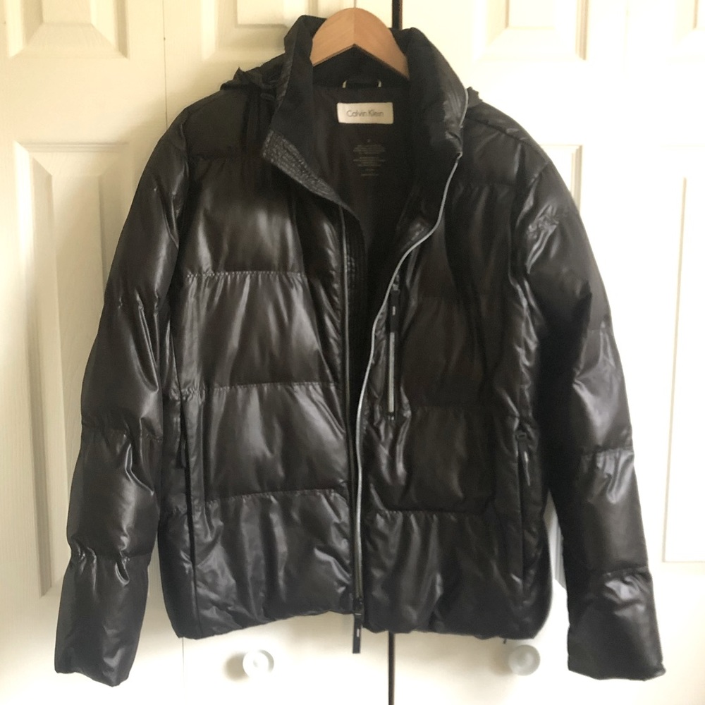 Calvin Klein NWOT shiny black puffer winter coat SIZE M